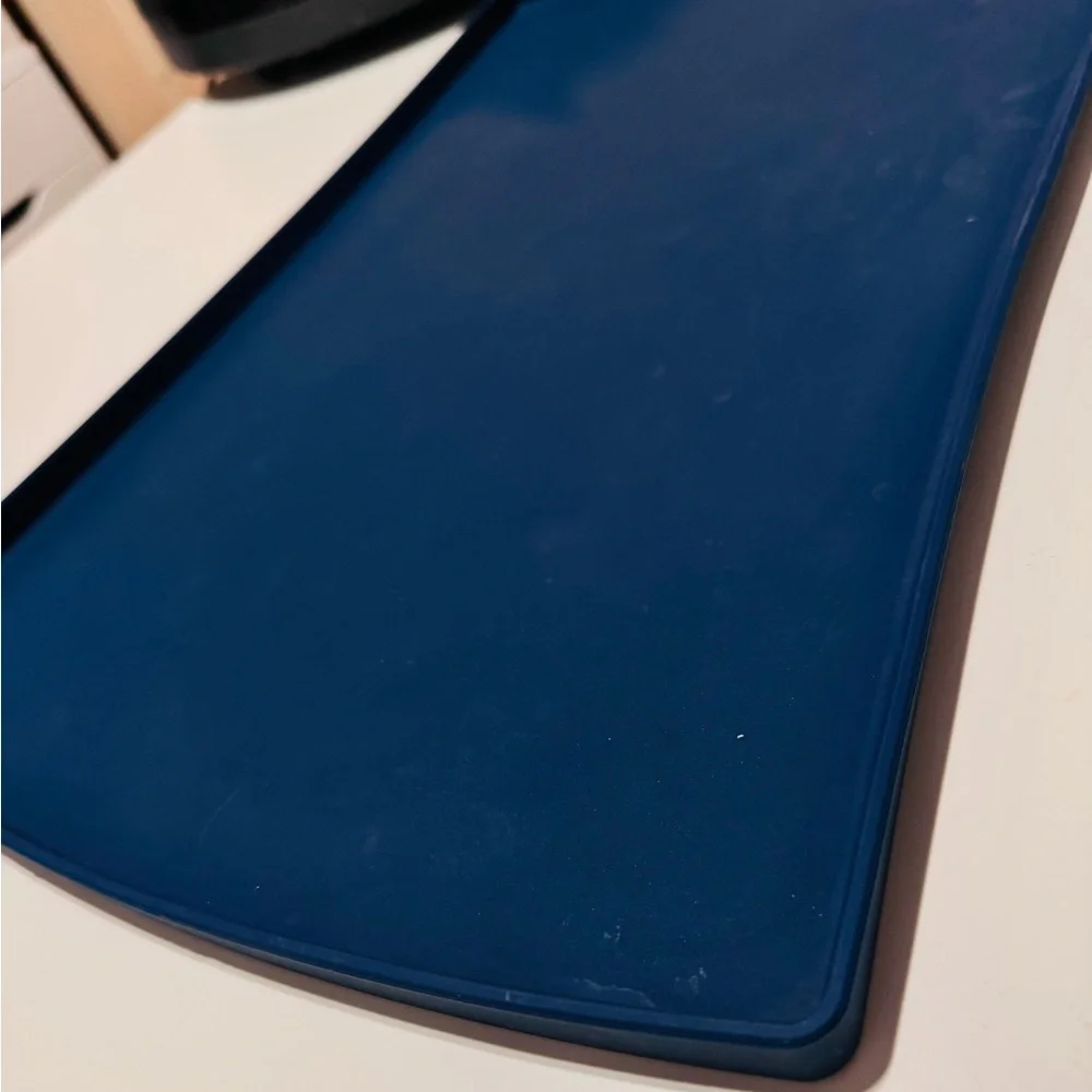 XL 19” Navy Blue Silicone Dog Feeding Mat Waterproof Easy Clean
